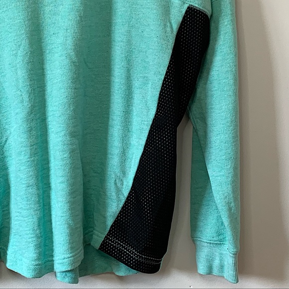 VS & Pink | Turquoise crew neck size XS - Picture 3 of 5